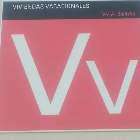 Rural House With Traditional Architecture S. Xix 別荘 *